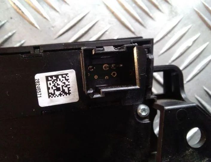 OPEL Astra J (2009-2020) Дисплей управления навигацией 13346050,28273787 25453998