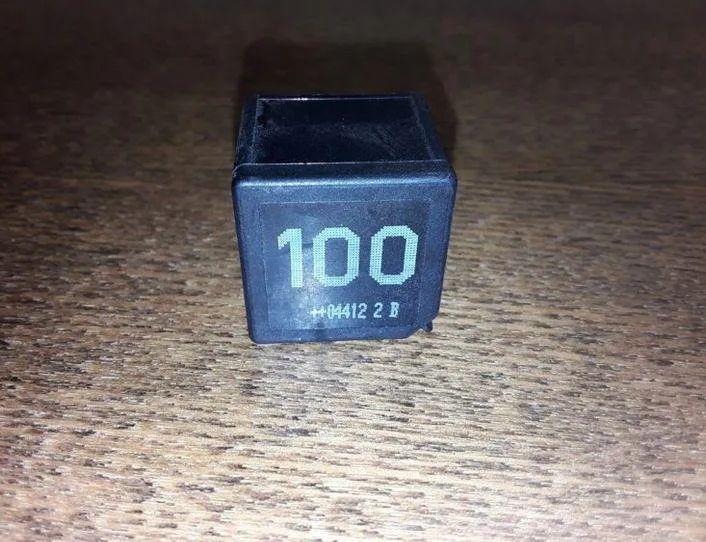 VOLKSWAGEN Golf 4 generation (1997-2006) Relejs V23136J6X45,7M0951253A,96VW10K705CA 25464041