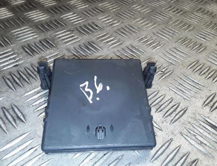 VOLKSWAGEN Passat Variant 1 generation (2010-2024) Блок управления дверей левый задний 3C0907530C,3C0907951A,402063TF 25479864