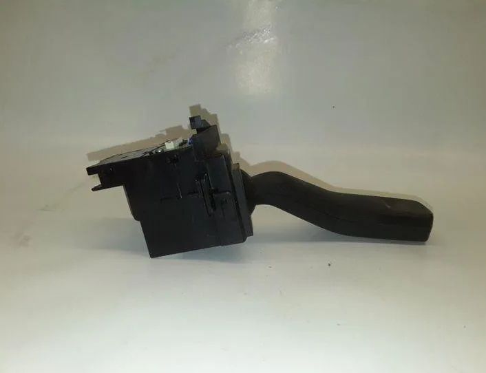 FORD Mondeo 3 generation (2000-2007) Pagrieziena rādītāja slēdzis J6R3A,6G9T13335AD,220112AACH 25483017