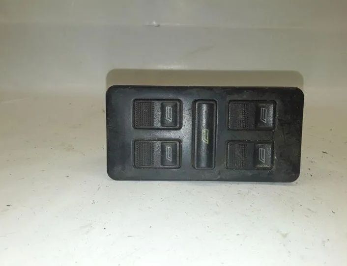 AUDI A6 C4/4A (1994-1997) Кнопка стеклоподъемника задней правой двери 4A0959521,NOTCODE 25483193