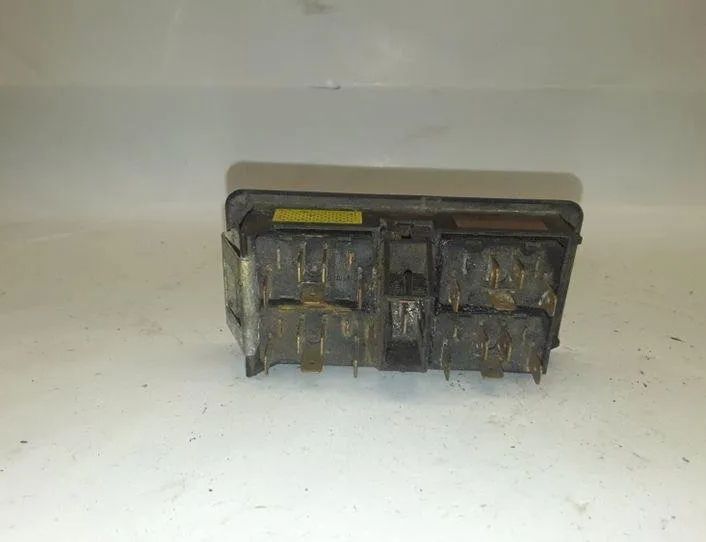 AUDI A6 C4/4A (1994-1997) Кнопка стеклоподъемника задней правой двери 4A0959521,NOTCODE 25483193