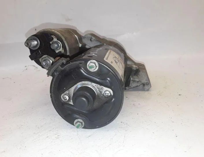 BMW 1 Series F20/F21 (2011-2020) Стартер 0001148010,300,12V 25483619