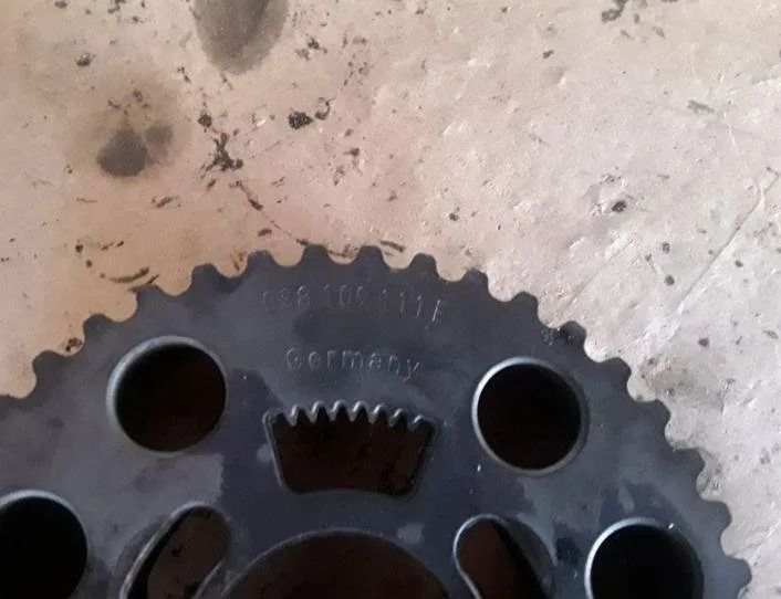 VOLKSWAGEN Tiguan 1 generation (2007-2017) Ieplūdes skriemelis 038109111E 25491906