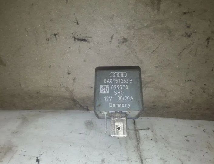 AUDI A4 B5/8D (1994-2001) Реле 8A0951253B 25492952