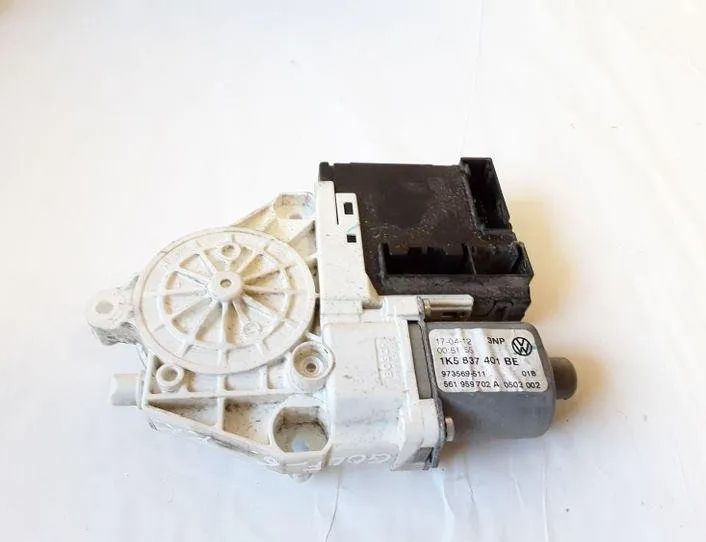 VOLKSWAGEN Golf 6 generation (2008-2015) Маторчик стеклоподъемника передней левой двери 1K5837401BE,973569511,561959702A 25506412