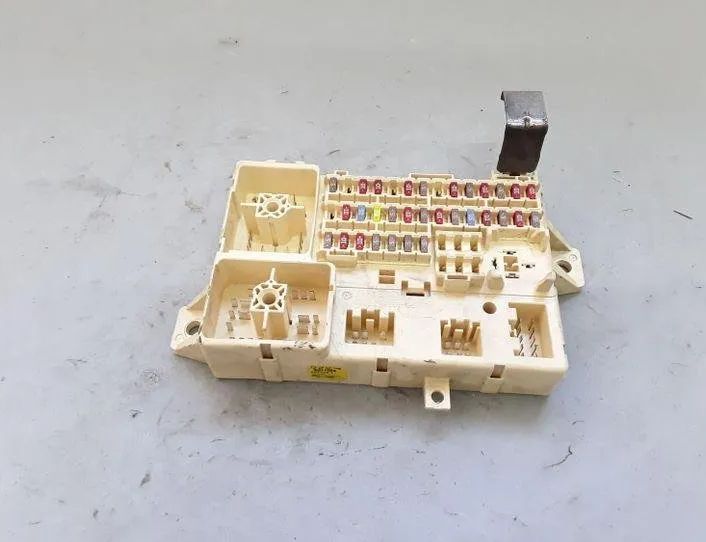 JAGUAR S-Type 1 generation (1999-2008) Fuse box 6R8T14A067AA 25526509