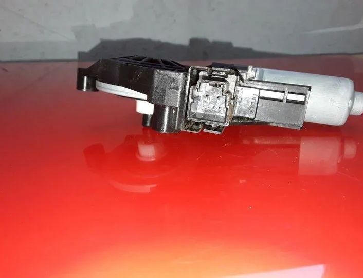 VOLVO V40 2 generation (2012-2020) Front Right Door Window Control Motor 966269103,WR12717 25541672