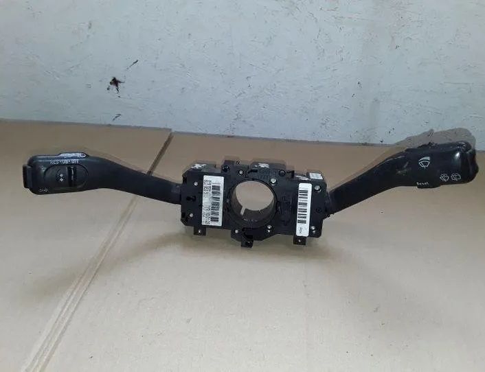 SKODA Octavia 1 generation (1996-2010) Pagrieziena rādītāja mehānisms 8L0953513J,202854ATW 25543585