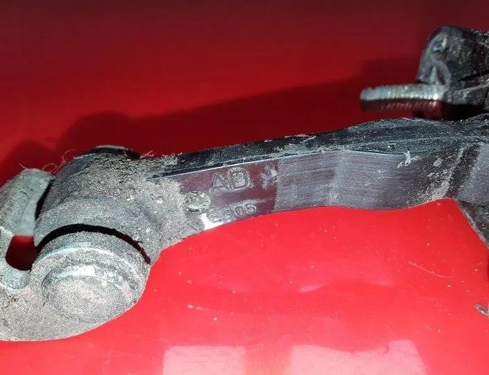 HONDA Civic 8 generation (2005-2012) Aizmugurējo labo durvju ierobežotājs ES05 25545234