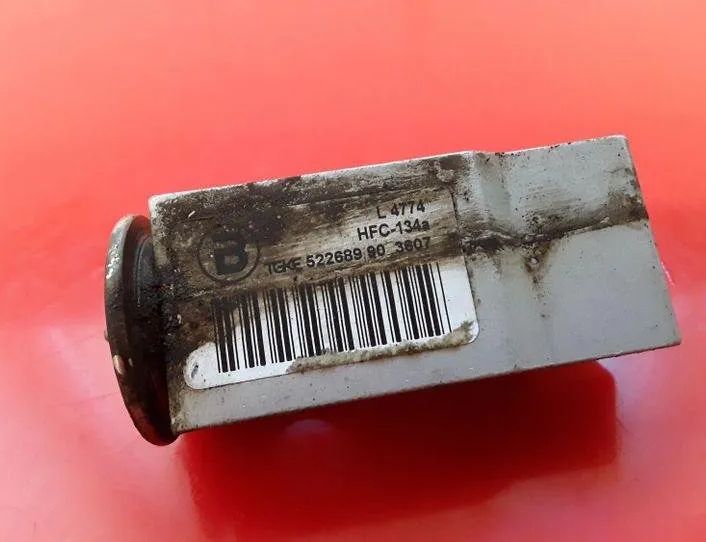 SKODA Fabia 6Y (1999-2007) Air conditioner expansion valve 52268990,HFC134A,L4774 25550198