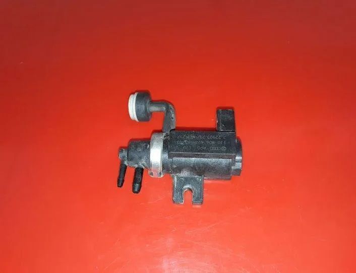 VOLKSWAGEN Touareg 1 generation (2002-2010) Соленоидный клапан 1J0906627,72290320 25552355