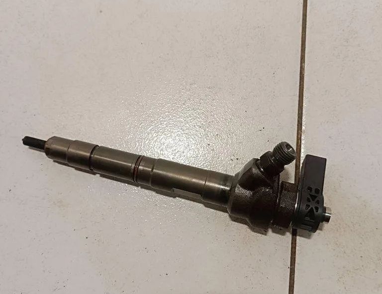 VOLKSWAGEN Sharan 2 generation (2010-2024) Degvielas sprausla 03L130277J,8ARM2A4 30352912