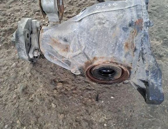 MERCEDES-BENZ E-Class W211/S211 (2002-2009) Aizmugurējais reduktors A2033510205 30355859