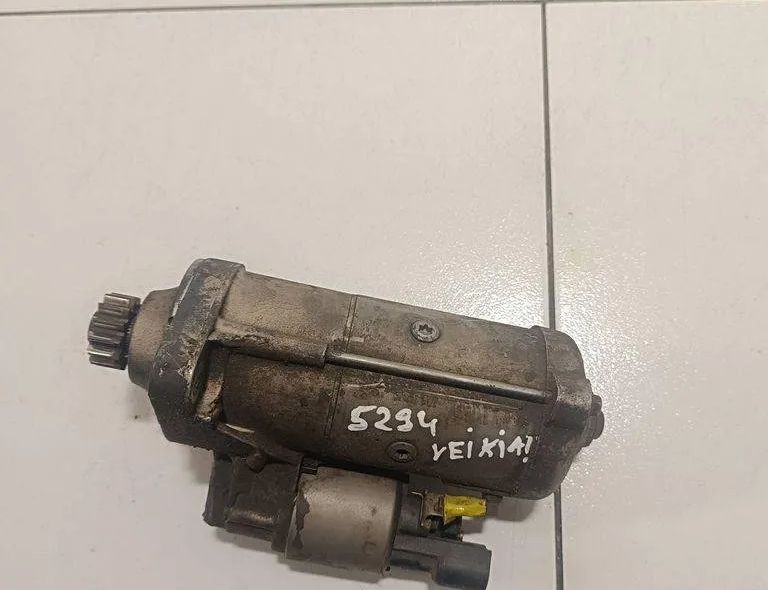 VOLKSWAGEN Transporter T5 (2003-2015) Starter Motor 02E911024H 30356424