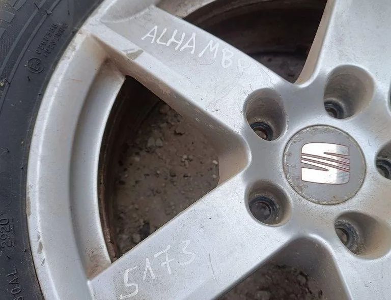 SEAT Alhambra 2 generation (2010-2021) Riteņu komplekts 30356819