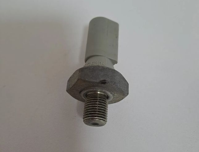 AUDI A6 C5/4B (1997-2004) Eļļas spiediena mērītājs Pa6gf30 24527572