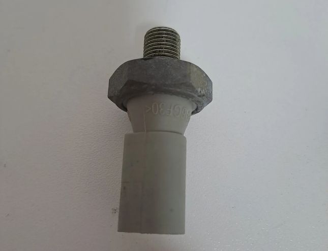 AUDI A6 C5/4B (1997-2004) Eļļas spiediena mērītājs Pa6gf30 24527572