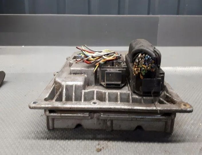 SMART Fortwo 1 generation (1998-2007) Engine Control Unit ECU 0003107V007 27203958