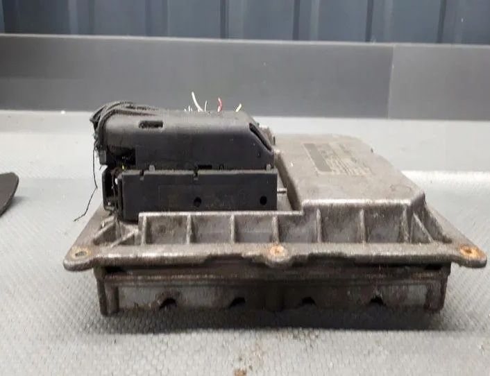 SMART Fortwo 1 generation (1998-2007) Engine Control Unit ECU 0003107V007 27203958