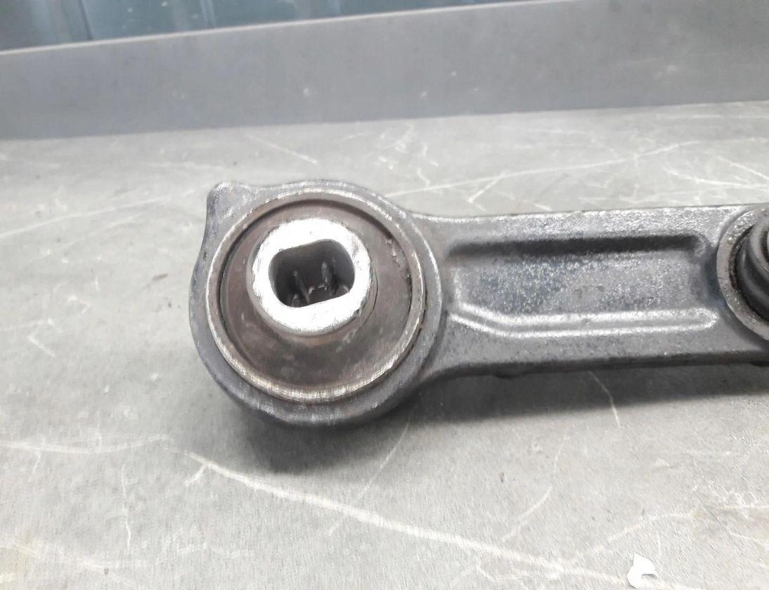 MERCEDES-BENZ E-Class W211/S211 (2002-2009) Priekšējā labā augšējā vadības svira/ričags 30121653