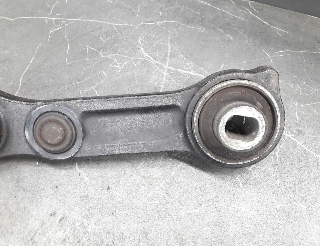 MERCEDES-BENZ E-Class W211/S211 (2002-2009) Priekšējā labā augšējā vadības svira/ričags 30121653