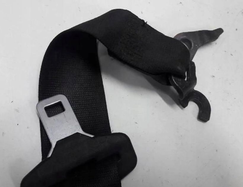 BMW 3 Series E90/E91/E92/E93 (2004-2013) Front Right Seatbelt 33059848 30167839