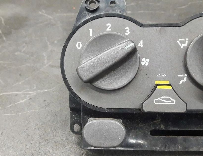 HYUNDAI Lantra J2 (1995-2000) Other Control Units 30168921