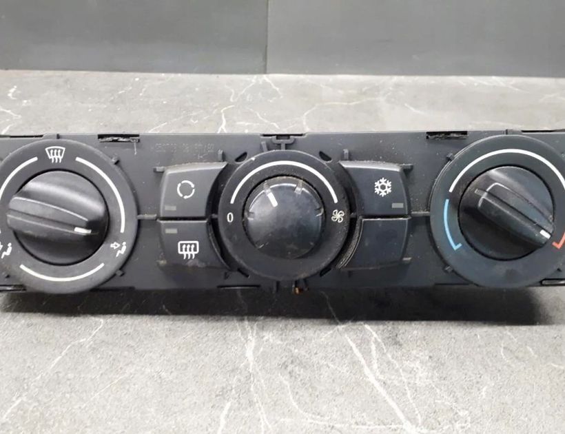 BMW 1 Series E81/E82/E87/E88 (2004-2013) Citau veidu vadības bloki 9168116 30172805