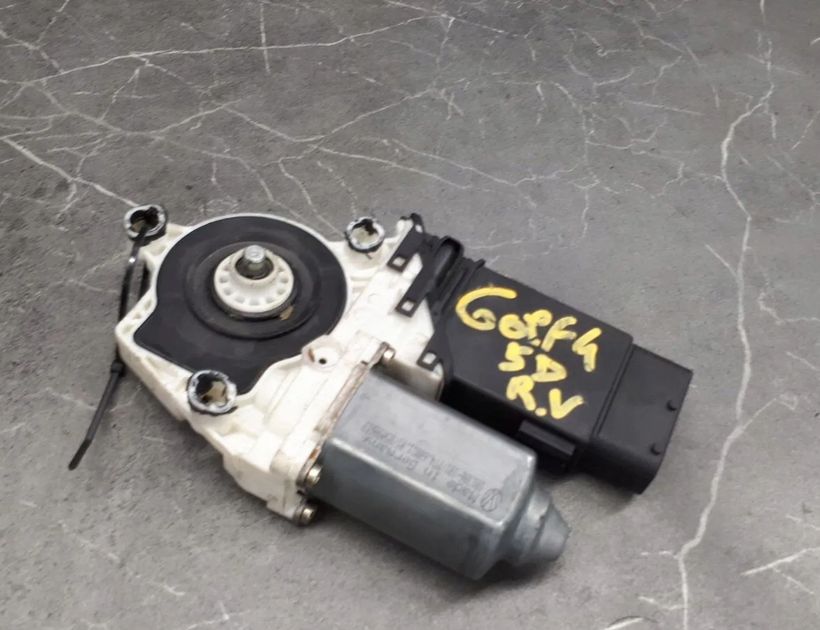 VOLKSWAGEN Variant VII TDI (2014-2024) Маторчик стеклоподъемника передней левой двери 1J1959802D 30175417