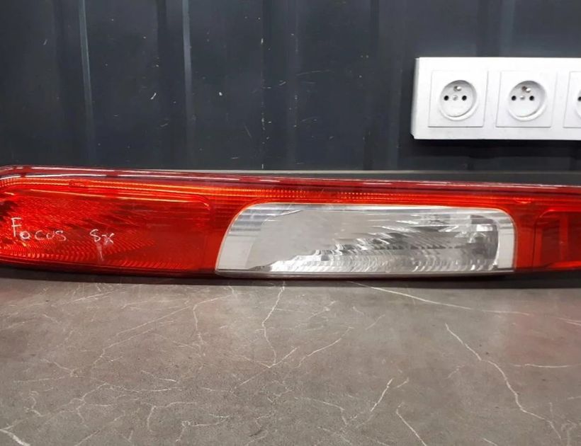 FORD USA Focus 2 generation (2004-2011) Aizmugurējais kreisais lukturis 30176232