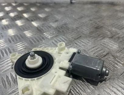 MERCEDES-BENZ E-Class W213/S213/C238/A238 (2016-2024) Маторчик стеклоподъемника передней правой двери A2139069501 21503673