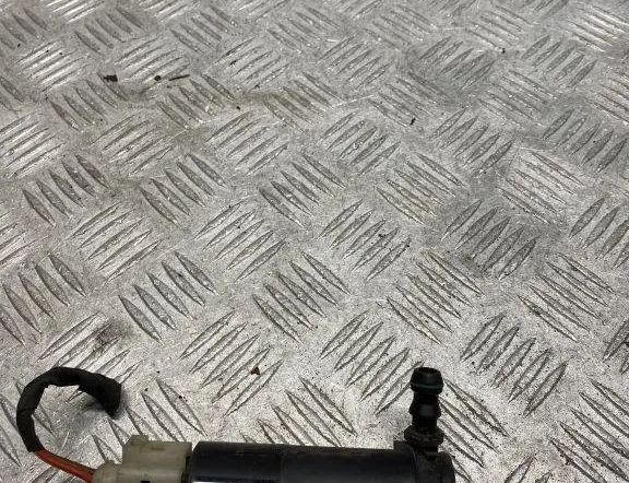 MERCEDES-BENZ E-Class W211/S211 (2002-2009) Mazgātāja tvertnes motorīts 2108691121,2108691221 30500073