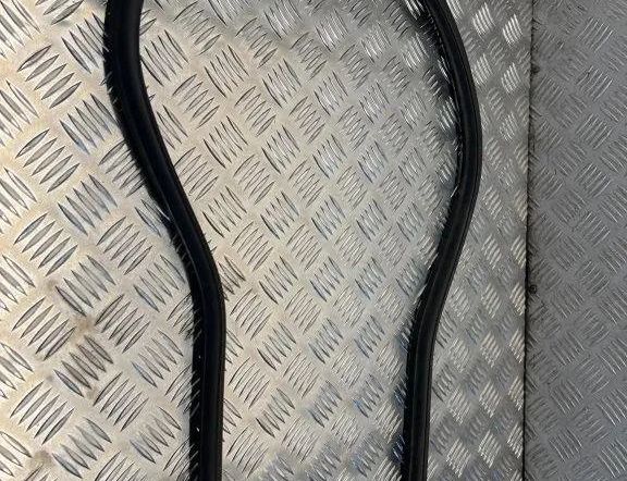 BMW X5 F15 (2013-2018) Gumijas motora nodalījumā 7294489 30515215