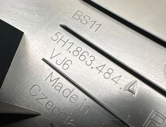 VOLKSWAGEN Golf 8 generation (2019-2023) Другие отделочные детали 5H1863484A,BS11 32184671