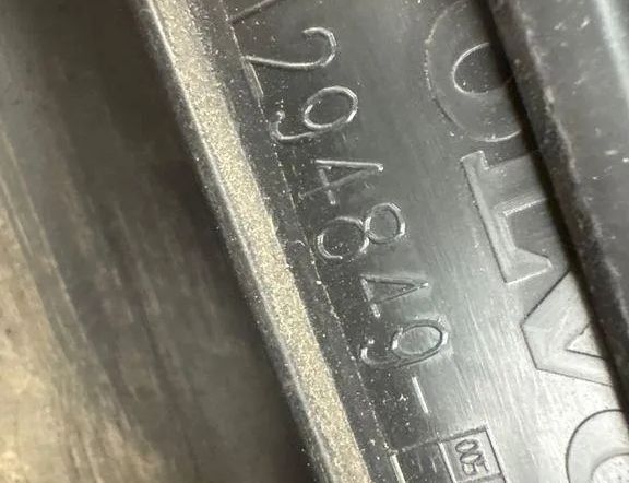 VOLVO XC60 1 generation (2008-2017) Наружний пластиковый порог правый 31294849 32994150