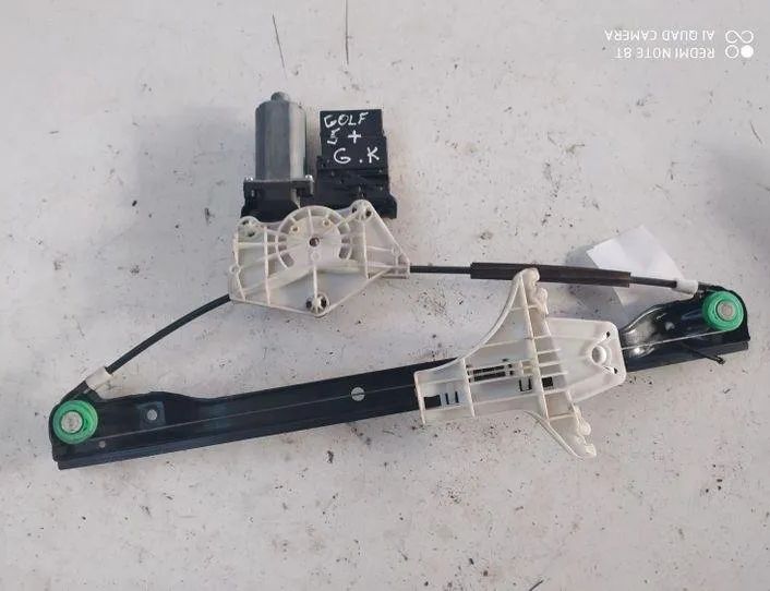 VOLKSWAGEN Golf Plus 1 generation (2004-2009) Стеклоподъемник задней правой двери 5M0839401B,980296200 27002302