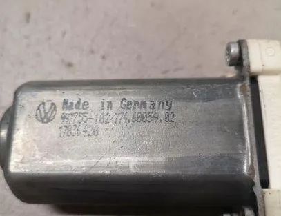 VOLKSWAGEN Passat B6 (2005-2010) Rear Right Door Window Control Motor 974228111,1K0959704F 27010372