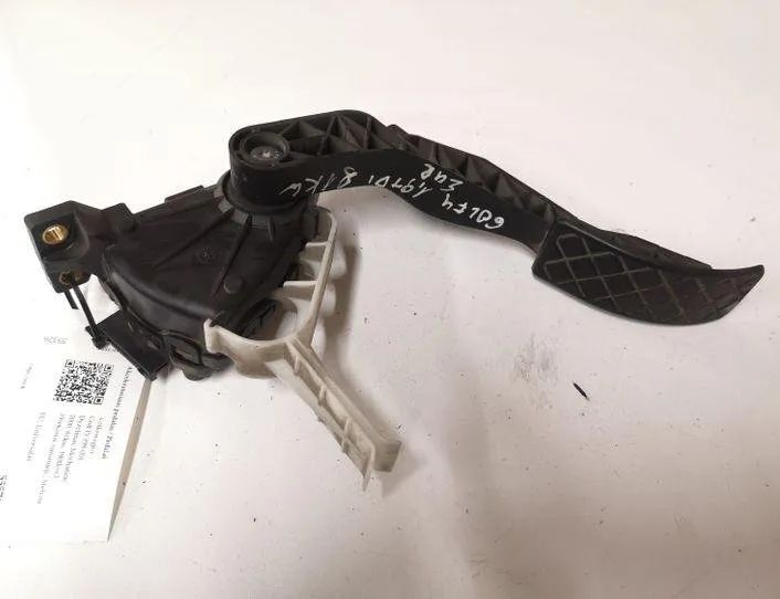 VOLKSWAGEN Golf 4 generation (1997-2006) Akseleratora / gāzes pedālis 6PV00777001,1J1721503H 27030833