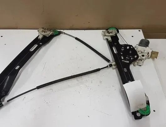 BMW 1 Series E81/E82/E87/E88 (2004-2013) Front Left Door Window Regulator 7067795,7138465,6927027 27040940