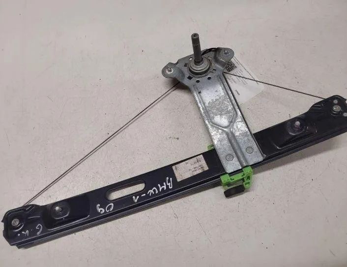 BMW 1 Series E81/E82/E87/E88 (2004-2013) Aizmugurējo kreiso durvju logu pacēlājs 706779912 27052164