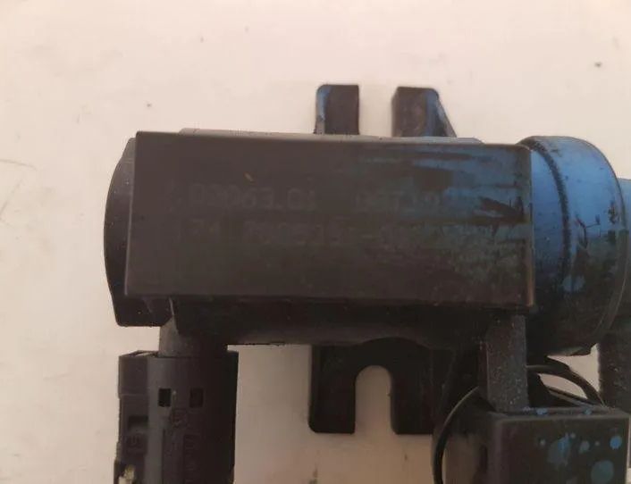 BMW 1 Series E81/E82/E87/E88 (2004-2013) Solenoid Valve 70206301,780539101 27062684