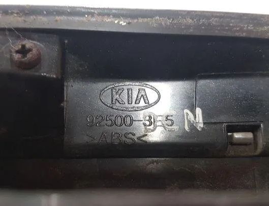 KIA Sorento 1 generation (2002-2011) Nummura zīmes apgaismojums 925003E5 27065475