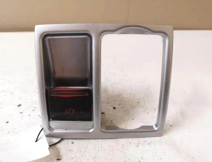 FORD C-Max 1 generation (2003-2010) Stāvbremzes poga 3M5T2B623AC 27069000