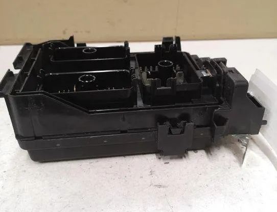 OPEL Astra K (2015-2021) Drošinātāju kārba 39040853,812461952 27081981