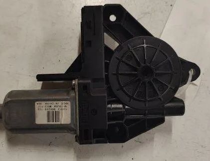 VOLVO V60 1 generation (2010-2020) Priekšējo kreiso durvju logu pacēlāja motorīts WR12717 27094499