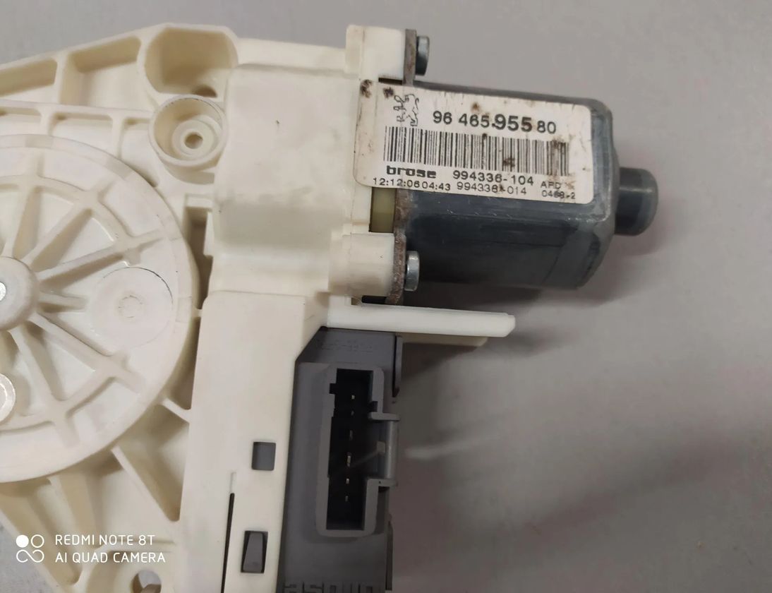 PEUGEOT 407 1 generation (2004-2010) Rear Right Door Window Control Motor 0130822200 28619722