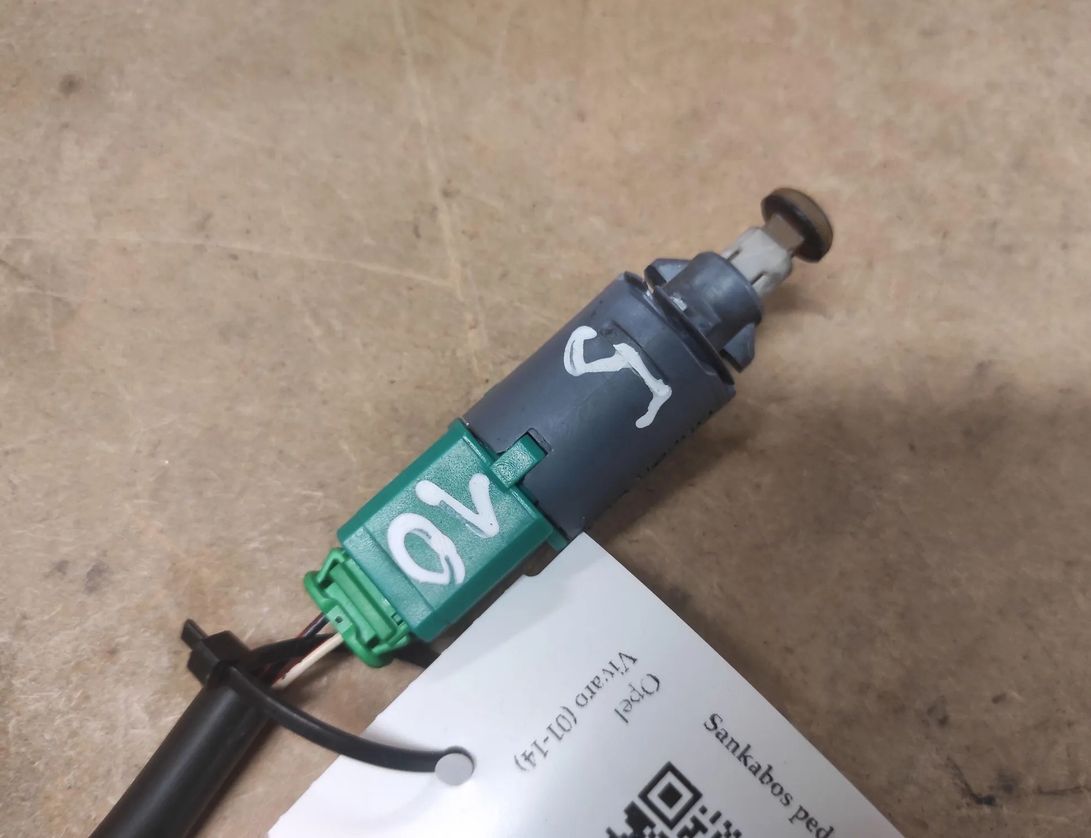 OPEL Vivaro A (2002-2006) Clutch pedal sensor 8200168240 28625460