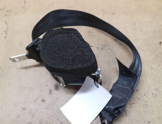 CITROËN C5 2 generation (2008-2017) Rear Left Seatbelt 33035173 28625807