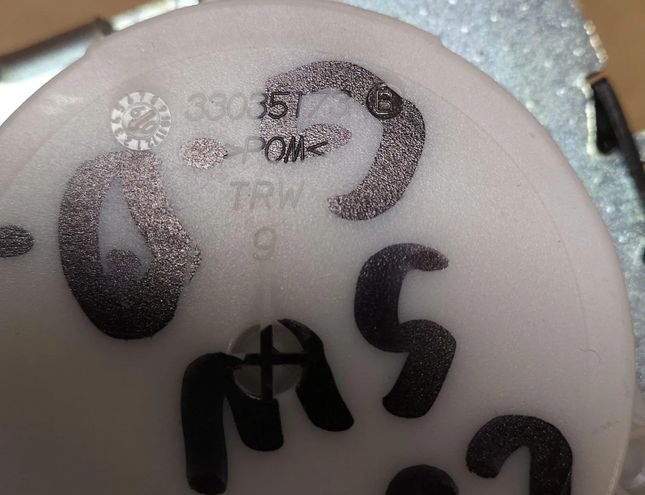 CITROËN C5 2 generation (2008-2017) Aizmugurējā labā drošības josta 33035173B 28625879